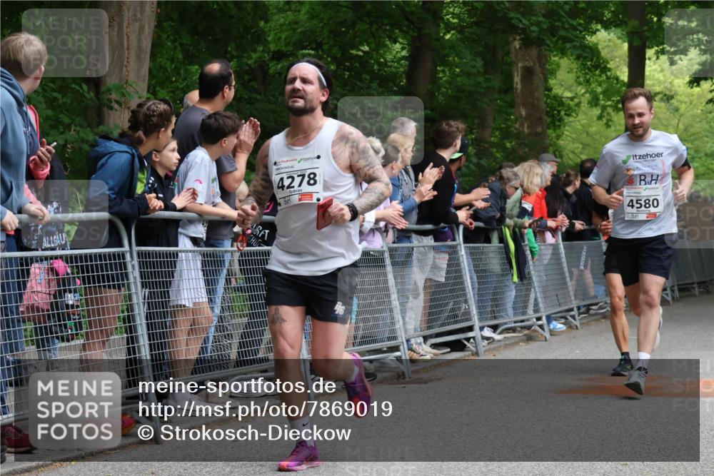17.05.2025 - Störlauf Strokosch-Dieckow http://msf.ph/oto/7869019 17.05.2025 18:55:34 Ziel 4278, 76, 4580 meine-sportfotos.de