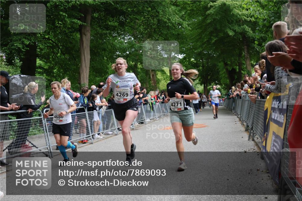 17.05.2025 - Störlauf Strokosch-Dieckow http://msf.ph/oto/7869093 17.05.2025 18:56:08 Ziel 4680, 4269, 4271, 4380 meine-sportfotos.de