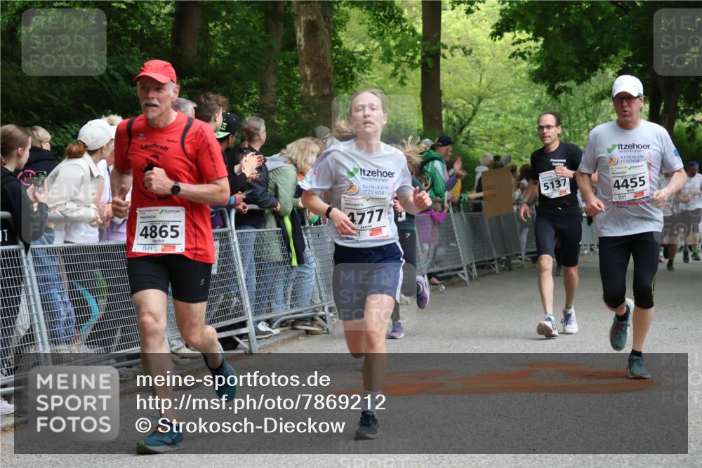 17.05.2025 - Störlauf Strokosch-Dieckow http://msf.ph/oto/7869212 17.05.2025 18:56:46 Ziel 4865, 1777, 5137, 4455 meine-sportfotos.de