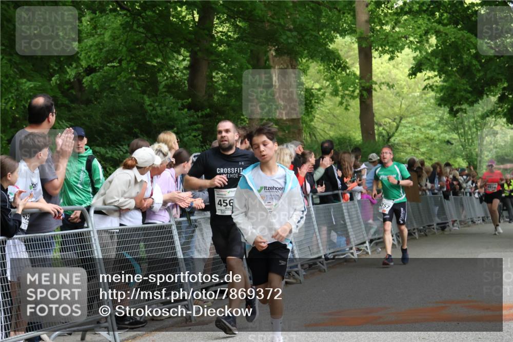 17.05.2025 - Störlauf Strokosch-Dieckow http://msf.ph/oto/7869372 17.05.2025 18:57:39 Ziel 456, 757, 4854 meine-sportfotos.de