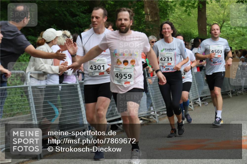 17.05.2025 - Störlauf Strokosch-Dieckow http://msf.ph/oto/7869672 17.05.2025 18:59:02 Ziel 4301, 4959, 4231, 4503, 63 meine-sportfotos.de
