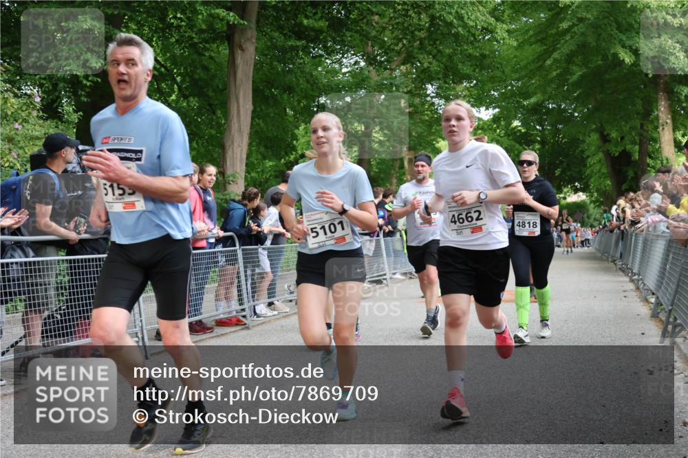 17.05.2025 - Störlauf Strokosch-Dieckow http://msf.ph/oto/7869709 17.05.2025 18:59:13 Ziel 5155, 5101, 4662, 4818 meine-sportfotos.de