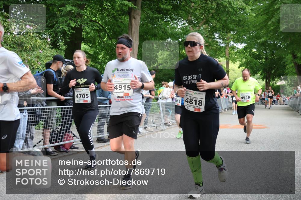 17.05.2025 - Störlauf Strokosch-Dieckow http://msf.ph/oto/7869719 17.05.2025 18:59:14 Ziel 4705, 4915, 945, 4818, 4549 meine-sportfotos.de