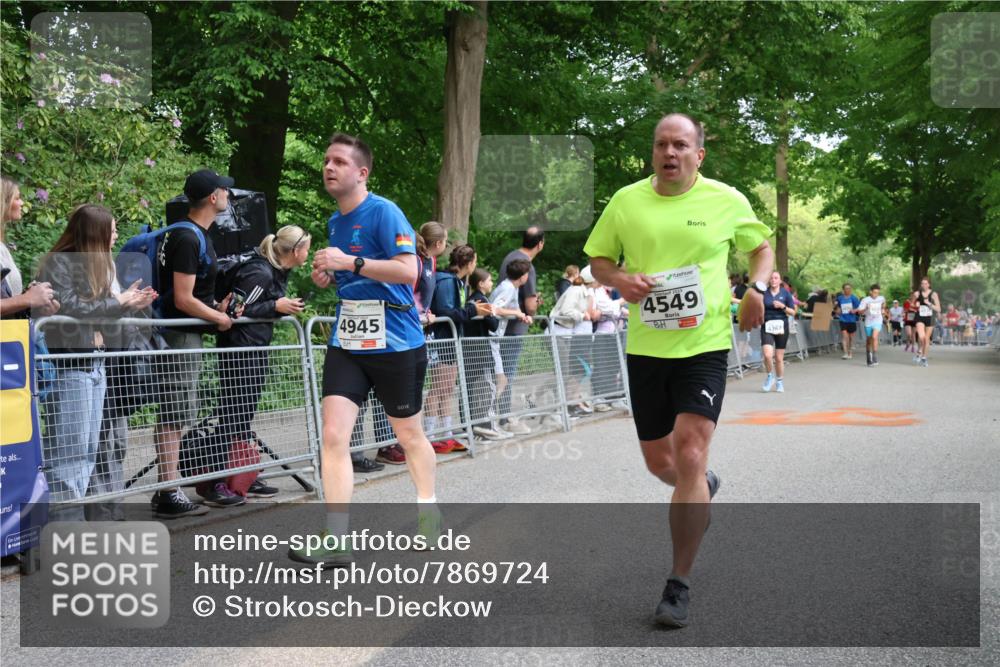17.05.2025 - Störlauf Strokosch-Dieckow http://msf.ph/oto/7869724 17.05.2025 18:59:16 Ziel 4945, 4549, 4367 meine-sportfotos.de