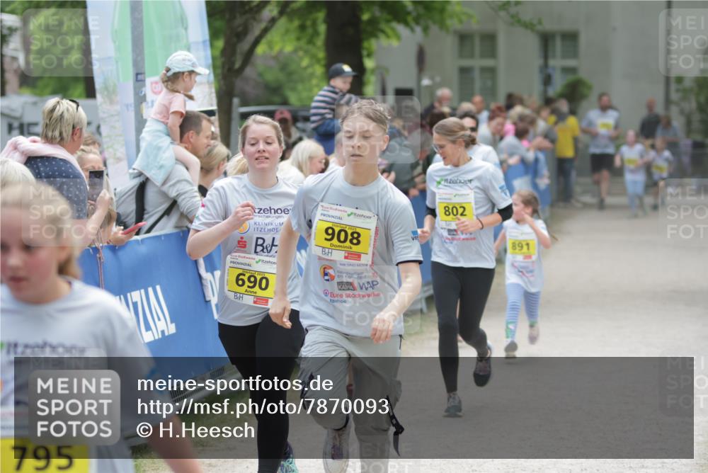 17.05.2025 - Störlauf H.Heesch http://msf.ph/oto/7870093 17.05.2025 14:15:29 Ziel  meine-sportfotos.de