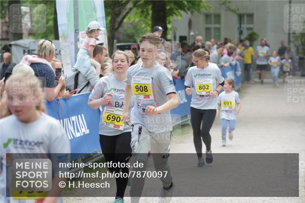 17.05.2025 - Störlauf H.Heesch http://msf.ph/oto/7870097 17.05.2025 14:15:29 Ziel  meine-sportfotos.de