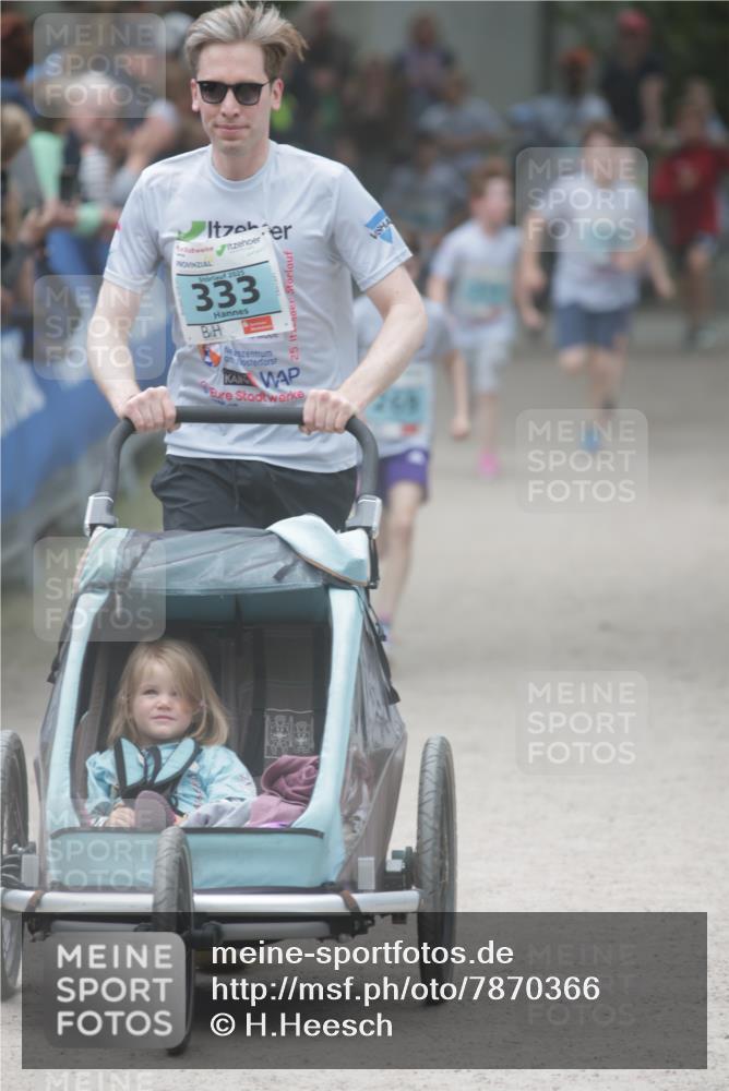 17.05.2025 - Störlauf H.Heesch http://msf.ph/oto/7870366 17.05.2025 13:43:54 Ziel  meine-sportfotos.de