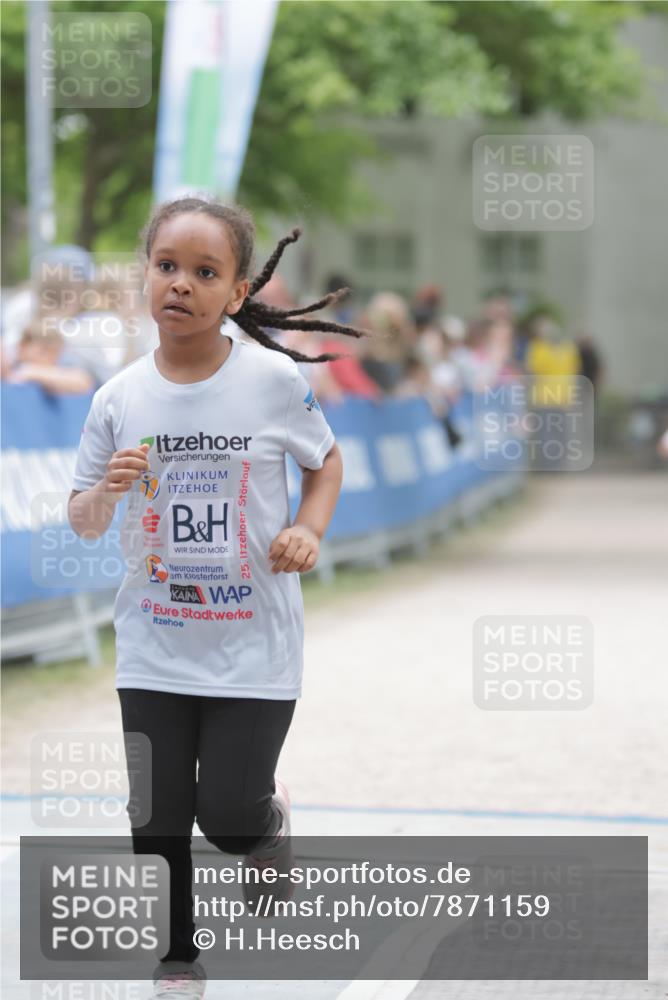 17.05.2025 - Störlauf H.Heesch http://msf.ph/oto/7871159 17.05.2025 14:18:32 Ziel  meine-sportfotos.de