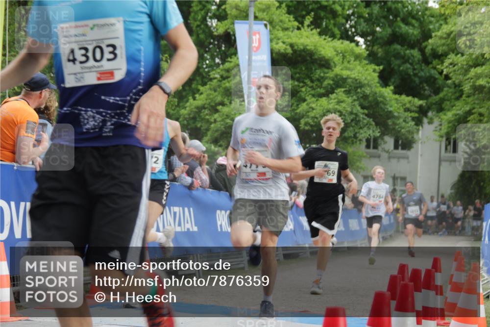 17.05.2025 - Störlauf H.Heesch http://msf.ph/oto/7876359 17.05.2025 18:57:02 Ziel  meine-sportfotos.de