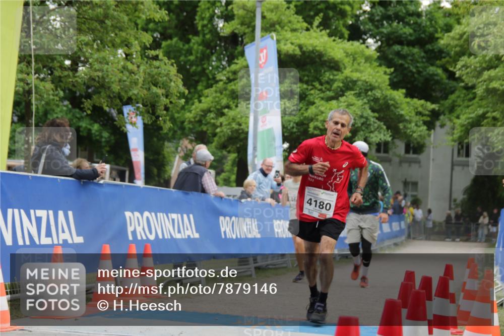 17.05.2025 - Störlauf H.Heesch http://msf.ph/oto/7879146 17.05.2025 19:16:46 Ziel  meine-sportfotos.de