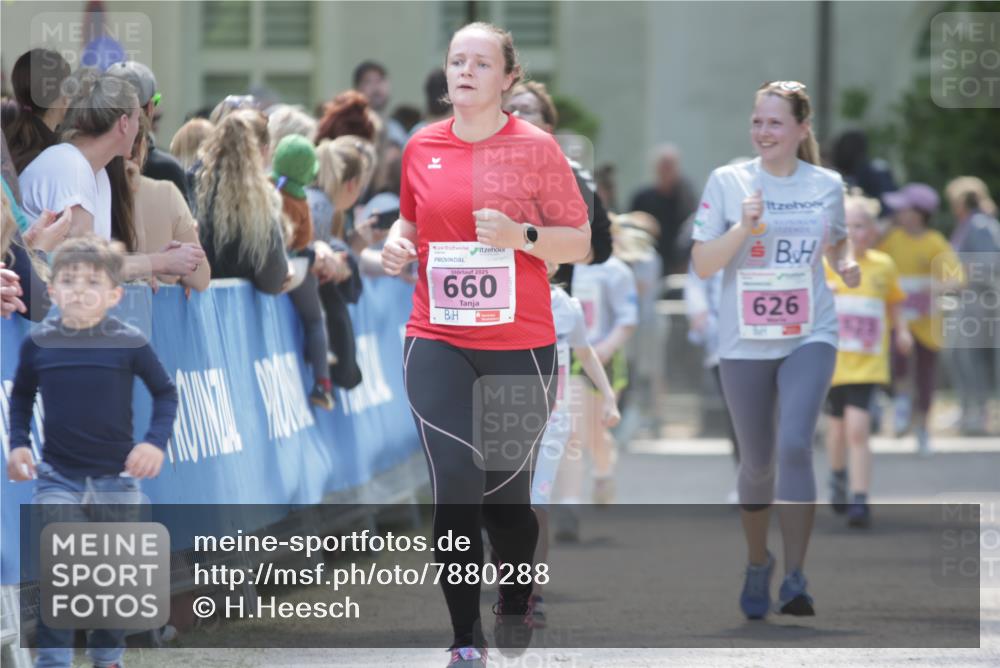 17.05.2025 - Störlauf H.Heesch http://msf.ph/oto/7880288 17.05.2025 14:00:29 Ziel  meine-sportfotos.de