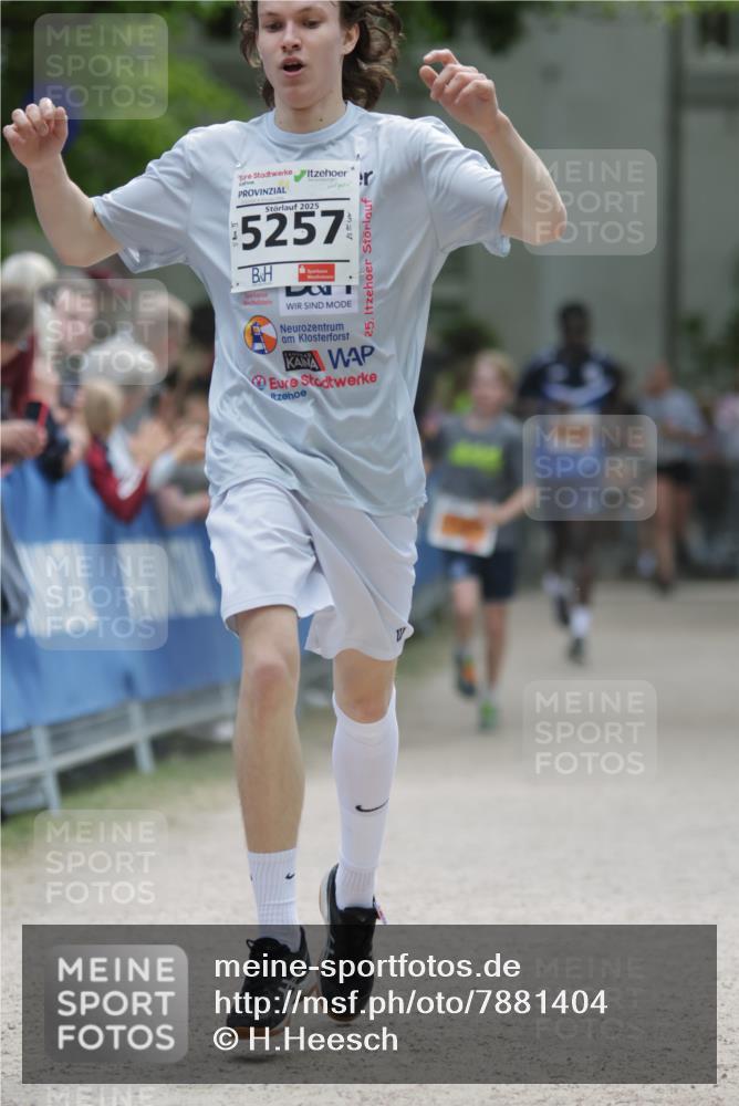 17.05.2025 - Störlauf H.Heesch http://msf.ph/oto/7881404 17.05.2025 15:24:05 Ziel  meine-sportfotos.de