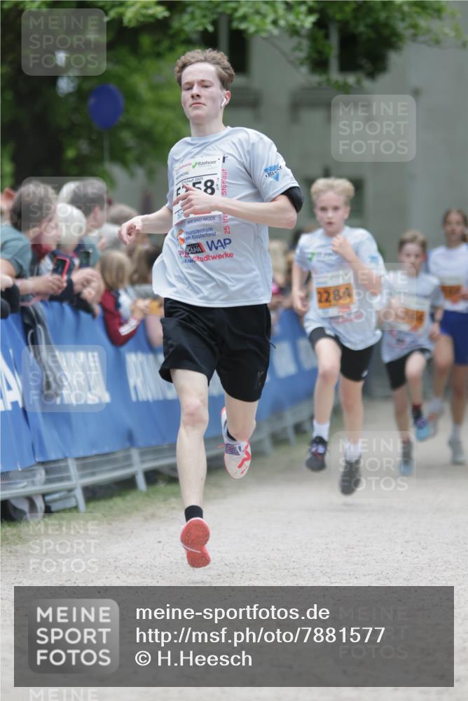 17.05.2025 - Störlauf H.Heesch http://msf.ph/oto/7881577 17.05.2025 15:25:37 Ziel  meine-sportfotos.de