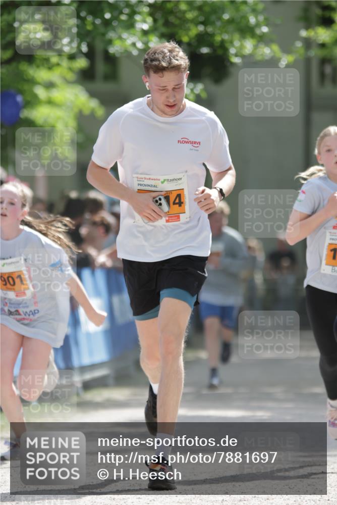 17.05.2025 - Störlauf H.Heesch http://msf.ph/oto/7881697 17.05.2025 15:27:18 Ziel  meine-sportfotos.de
