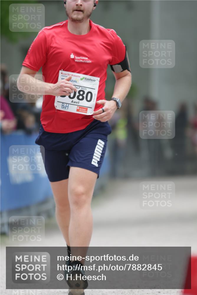 17.05.2025 - Störlauf H.Heesch http://msf.ph/oto/7882845 17.05.2025 18:52:49 Ziel  meine-sportfotos.de