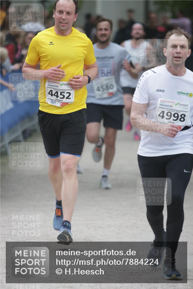 17.05.2025 - Störlauf H.Heesch http://msf.ph/oto/7884224 17.05.2025 18:55:54 Ziel  meine-sportfotos.de