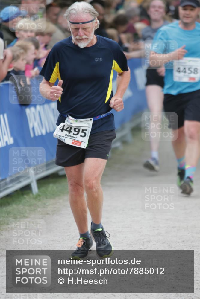 17.05.2025 - Störlauf H.Heesch http://msf.ph/oto/7885012 17.05.2025 18:57:34 Ziel  meine-sportfotos.de