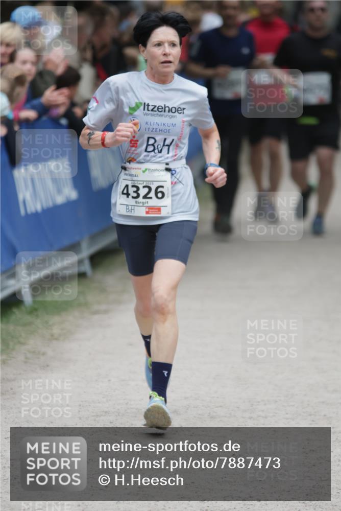 17.05.2025 - Störlauf H.Heesch http://msf.ph/oto/7887473 17.05.2025 19:02:08 Ziel  meine-sportfotos.de