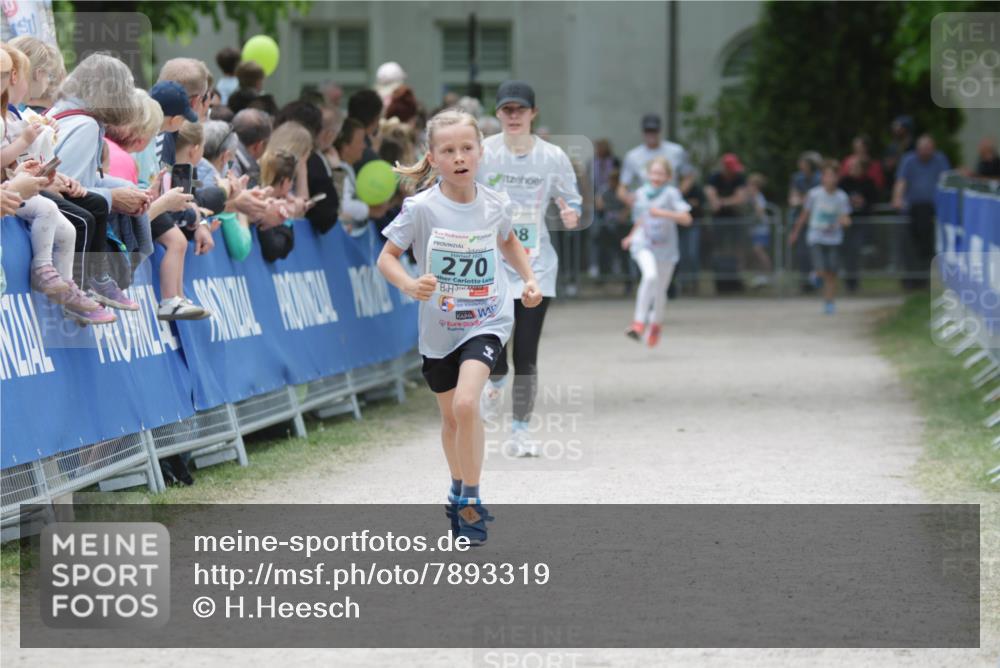 17.05.2025 - Störlauf H.Heesch http://msf.ph/oto/7893319 17.05.2025 13:41:49 Ziel 8, 2, 270 meine-sportfotos.de