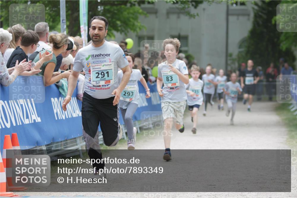 17.05.2025 - Störlauf H.Heesch http://msf.ph/oto/7893349 17.05.2025 13:42:04 Ziel 2025, 291, 83, 293, 9431 meine-sportfotos.de