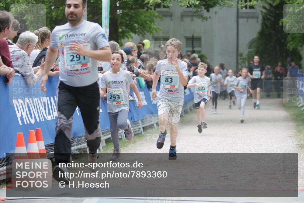17.05.2025 - Störlauf H.Heesch http://msf.ph/oto/7893360 17.05.2025 13:42:05 Ziel 291, 293, 83, 235 meine-sportfotos.de