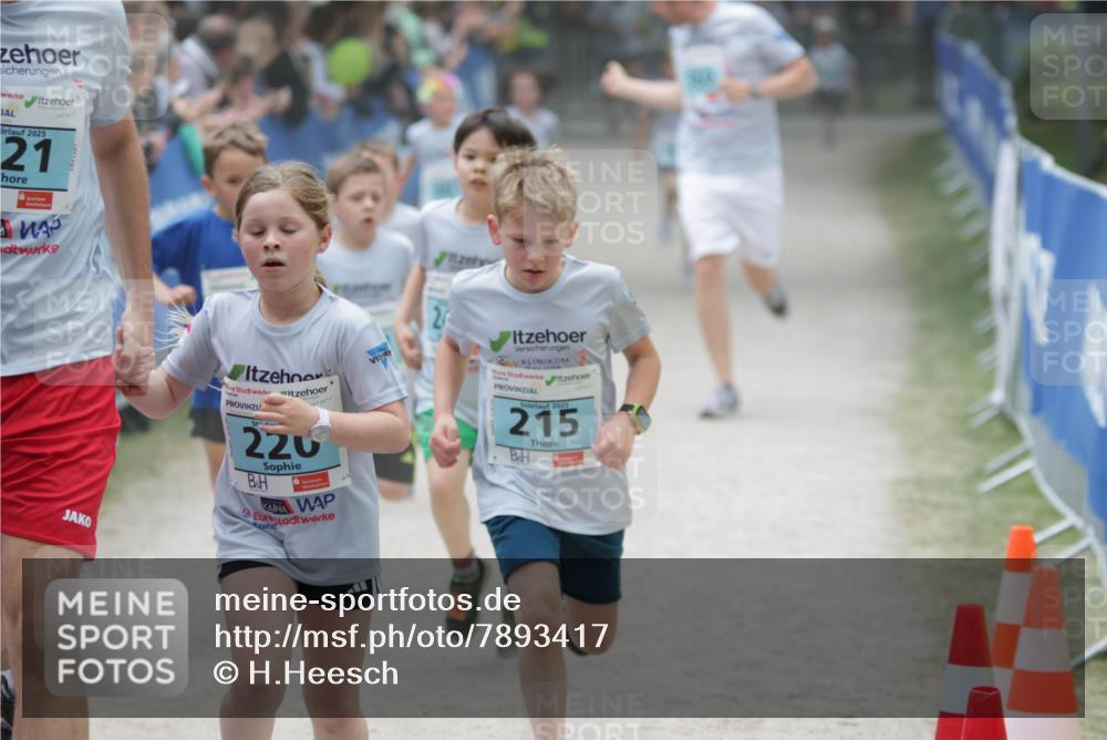 17.05.2025 - Störlauf H.Heesch http://msf.ph/oto/7893417 17.05.2025 13:42:18 Ziel 2025, 21, 115, 220, 2025, 215 meine-sportfotos.de
