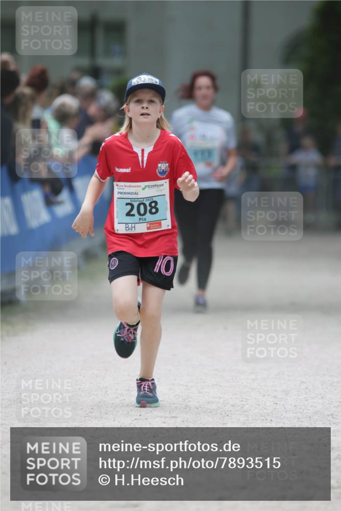 17.05.2025 - Störlauf H.Heesch http://msf.ph/oto/7893515 17.05.2025 13:42:47 Ziel 2025, 208, 70 meine-sportfotos.de