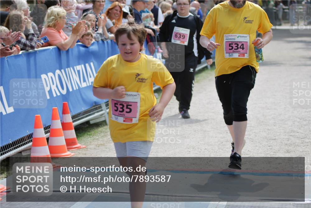 17.05.2025 - Störlauf H.Heesch http://msf.ph/oto/7893587 17.05.2025 14:06:18 Ziel 2025, 535, 639, 2025, 534 meine-sportfotos.de