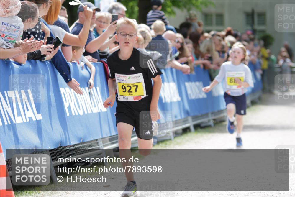 17.05.2025 - Störlauf H.Heesch http://msf.ph/oto/7893598 17.05.2025 14:08:36 Ziel 25, 17, 2025, 2025, 927, 88 meine-sportfotos.de