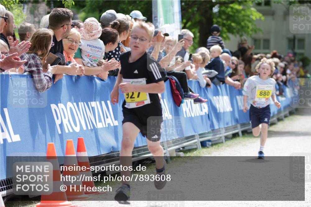 17.05.2025 - Störlauf H.Heesch http://msf.ph/oto/7893608 17.05.2025 14:08:36 Ziel 25, 1927, 880 meine-sportfotos.de