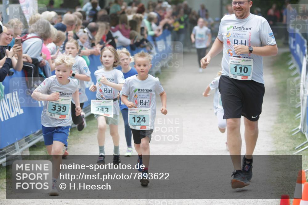 17.05.2025 - Störlauf H.Heesch http://msf.ph/oto/7893622 17.05.2025 13:43:21 Ziel 339, 343, 2025, 124, 110 meine-sportfotos.de