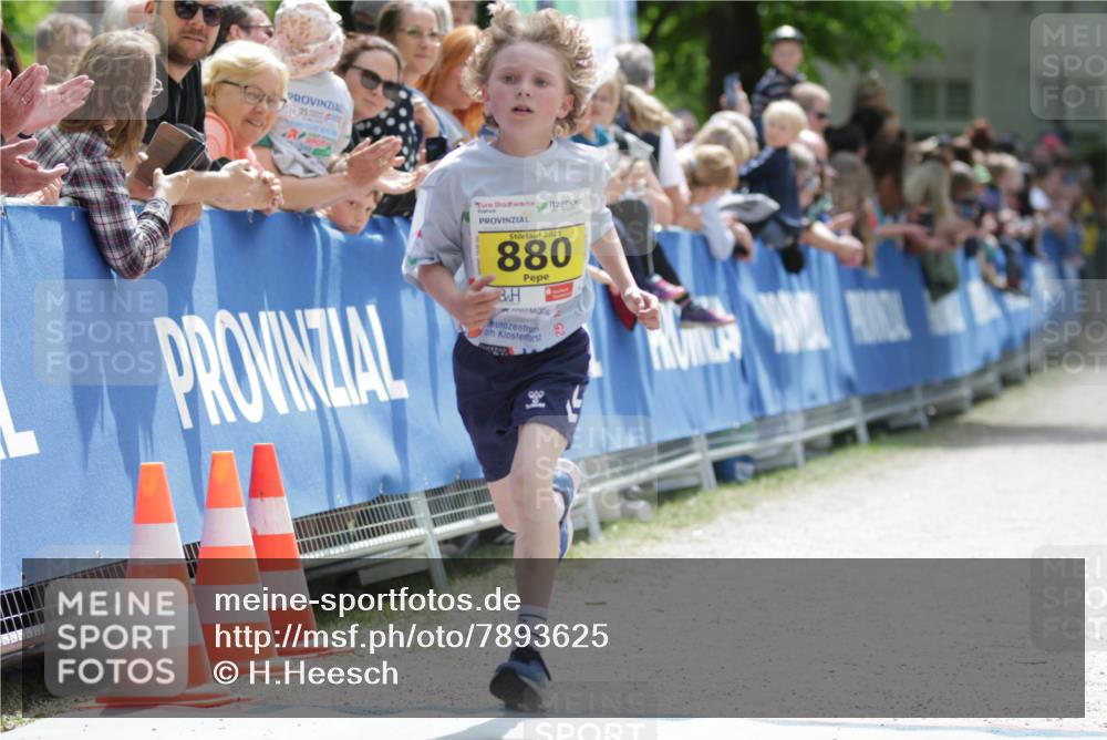 17.05.2025 - Störlauf H.Heesch http://msf.ph/oto/7893625 17.05.2025 14:08:38 Ziel 2025, 880, 55 meine-sportfotos.de