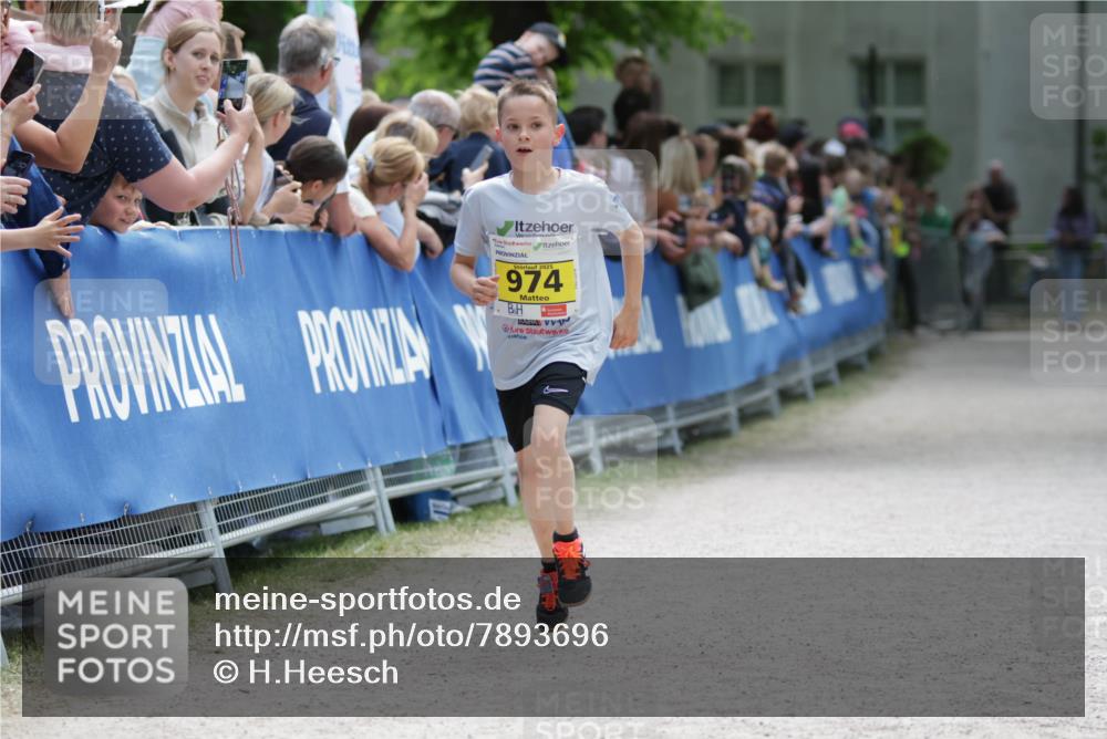 17.05.2025 - Störlauf H.Heesch http://msf.ph/oto/7893696 17.05.2025 14:09:44 Ziel 2025, 974 meine-sportfotos.de