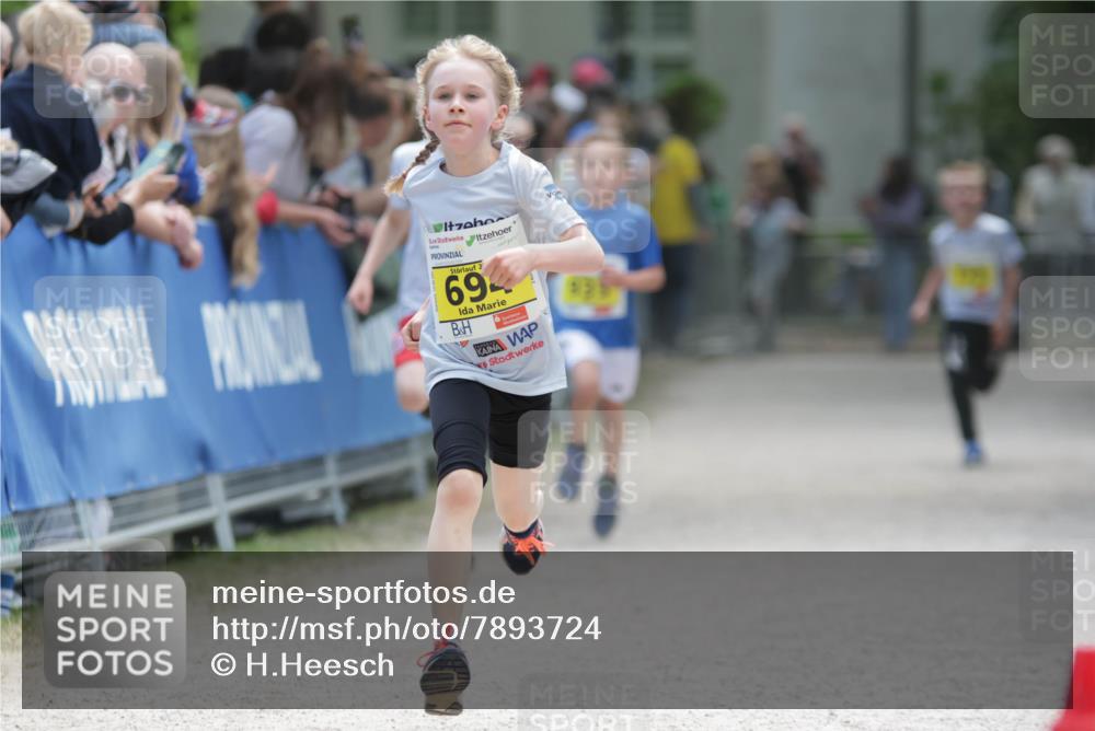 17.05.2025 - Störlauf H.Heesch http://msf.ph/oto/7893724 17.05.2025 14:10:03 Ziel 2, 694 meine-sportfotos.de