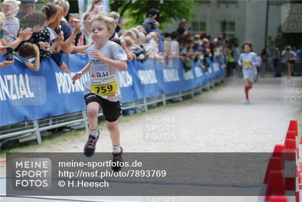 17.05.2025 - Störlauf H.Heesch http://msf.ph/oto/7893769 17.05.2025 14:10:27 Ziel 2025 meine-sportfotos.de