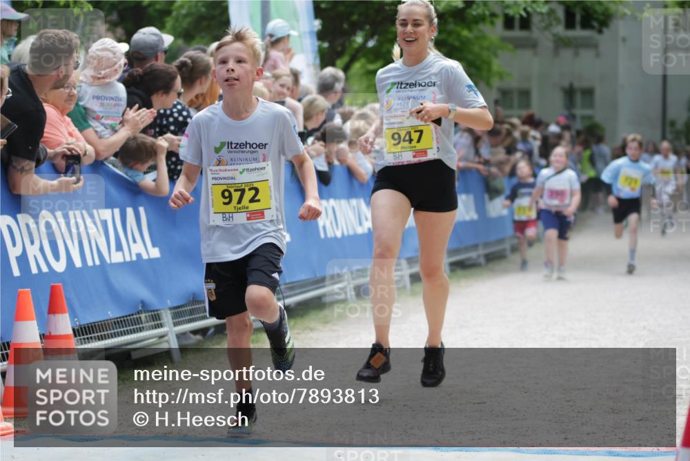 17.05.2025 - Störlauf H.Heesch http://msf.ph/oto/7893813 17.05.2025 14:10:36 Ziel 25, 2025, 972, 2021, 947 meine-sportfotos.de