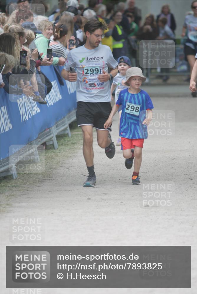 17.05.2025 - Störlauf H.Heesch http://msf.ph/oto/7893825 17.05.2025 13:44:30 Ziel 299, 298 meine-sportfotos.de