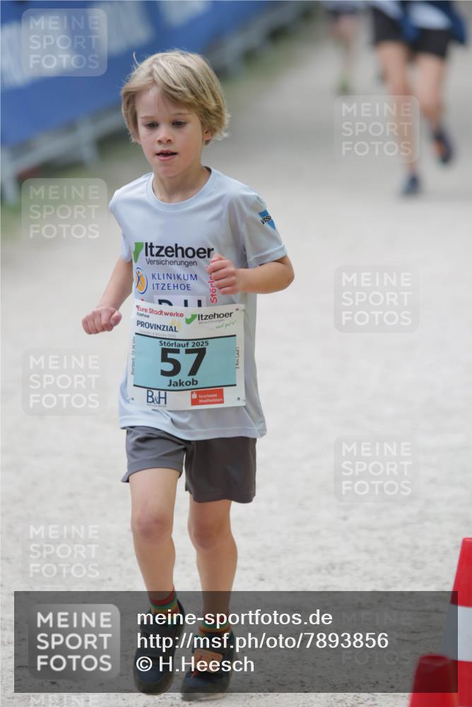 17.05.2025 - Störlauf H.Heesch http://msf.ph/oto/7893856 17.05.2025 13:44:38 Ziel 2025, 57, 2, 1 meine-sportfotos.de