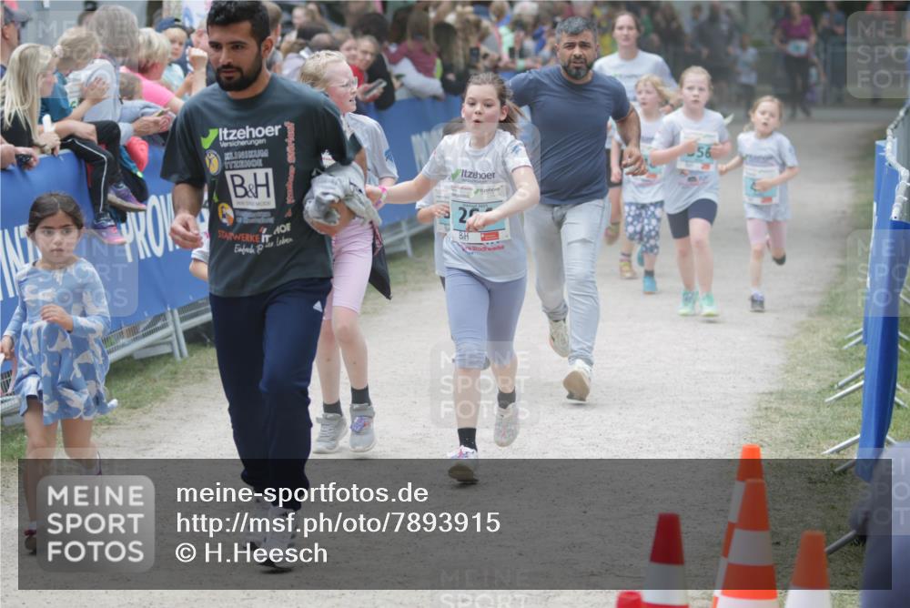 17.05.2025 - Störlauf H.Heesch http://msf.ph/oto/7893915 17.05.2025 13:44:56 Ziel 25 meine-sportfotos.de
