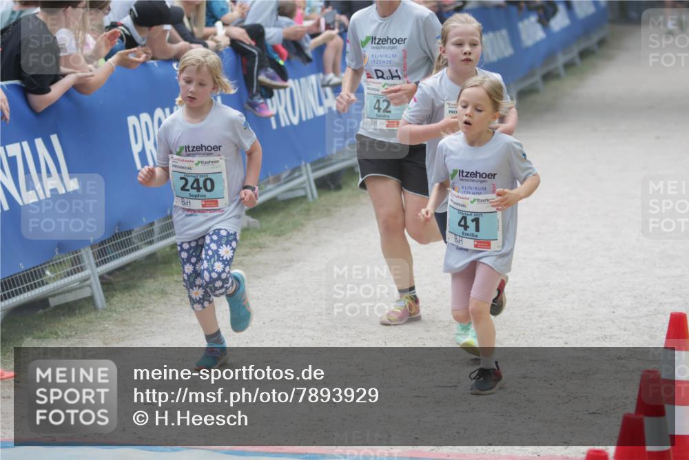 17.05.2025 - Störlauf H.Heesch http://msf.ph/oto/7893929 17.05.2025 13:45:00 Ziel 2025, 240, 42, 2025, 41 meine-sportfotos.de