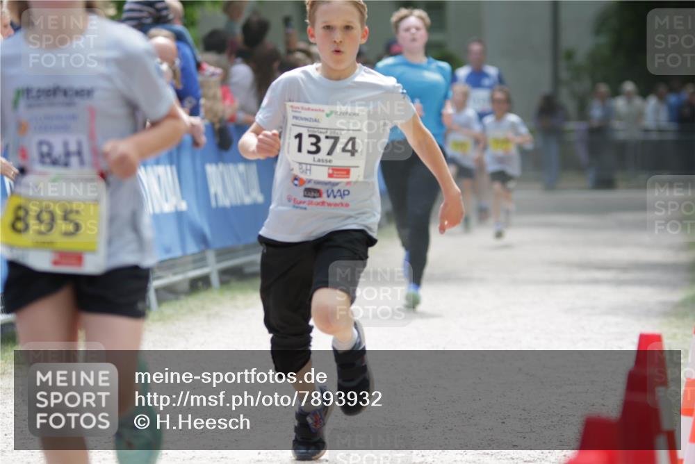17.05.2025 - Störlauf H.Heesch http://msf.ph/oto/7893932 17.05.2025 14:11:05 Ziel 895, 2025, 1374 meine-sportfotos.de