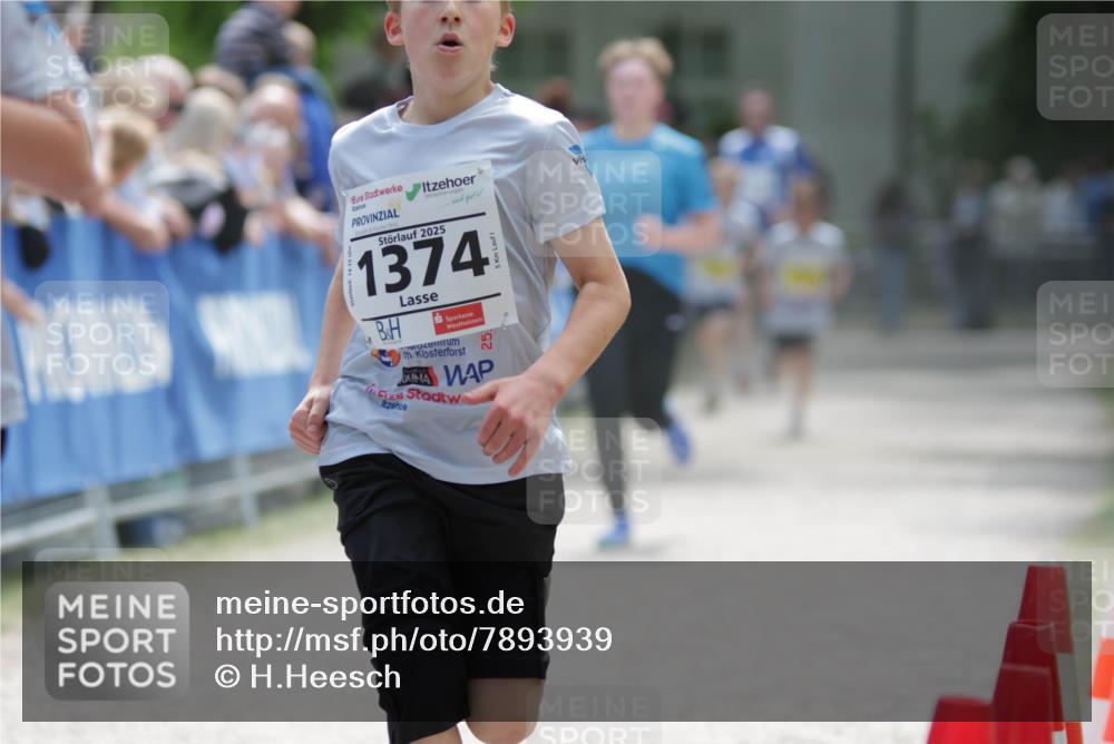 17.05.2025 - Störlauf H.Heesch http://msf.ph/oto/7893939 17.05.2025 14:11:06 Ziel 2025, 1374, 5 meine-sportfotos.de