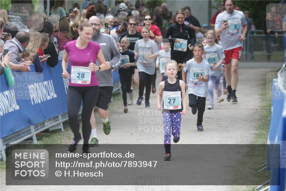 17.05.2025 - Störlauf H.Heesch http://msf.ph/oto/7893947 17.05.2025 13:45:06 Ziel 28, 24, 27, 18, 359, 8 meine-sportfotos.de