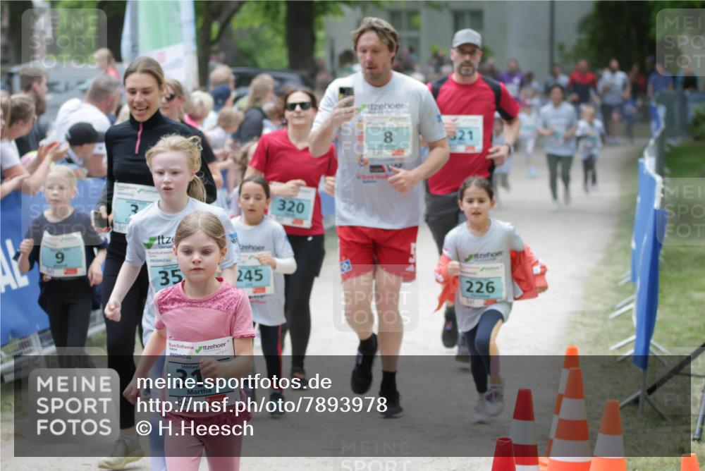 17.05.2025 - Störlauf H.Heesch http://msf.ph/oto/7893978 17.05.2025 13:45:15 Ziel 35, 31, 245, 320, 8, 226 meine-sportfotos.de