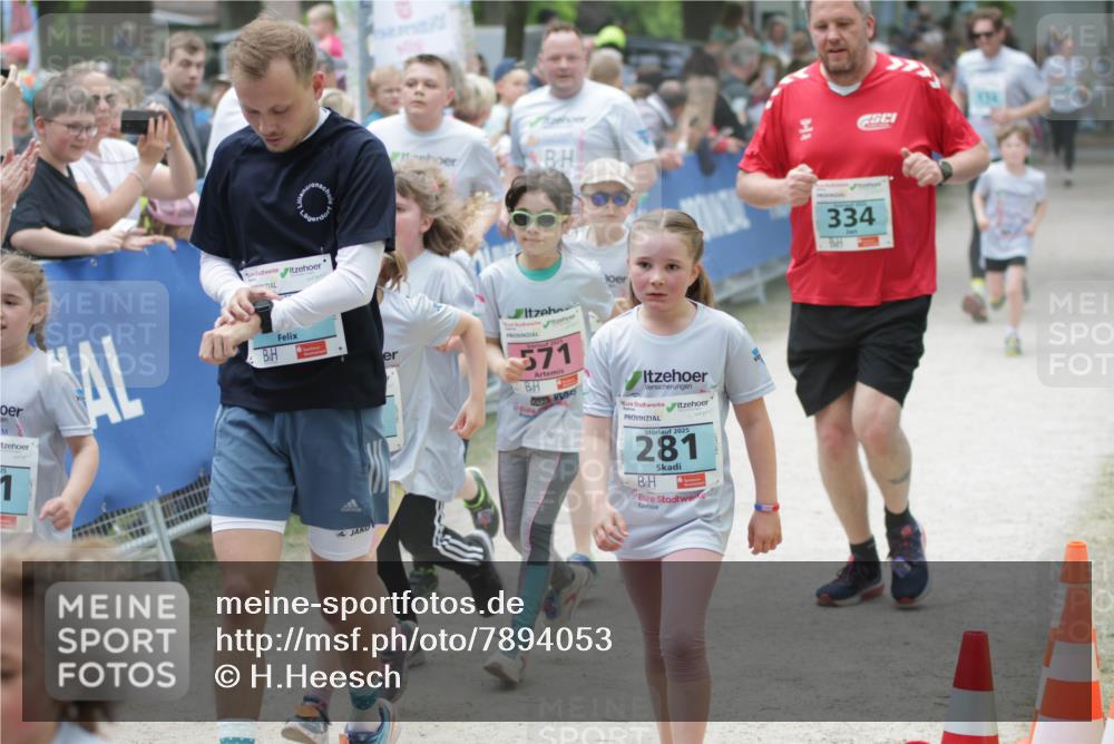 17.05.2025 - Störlauf H.Heesch http://msf.ph/oto/7894053 17.05.2025 13:45:38 Ziel 1, 571, 2025, 281, 3, 14, 334 meine-sportfotos.de