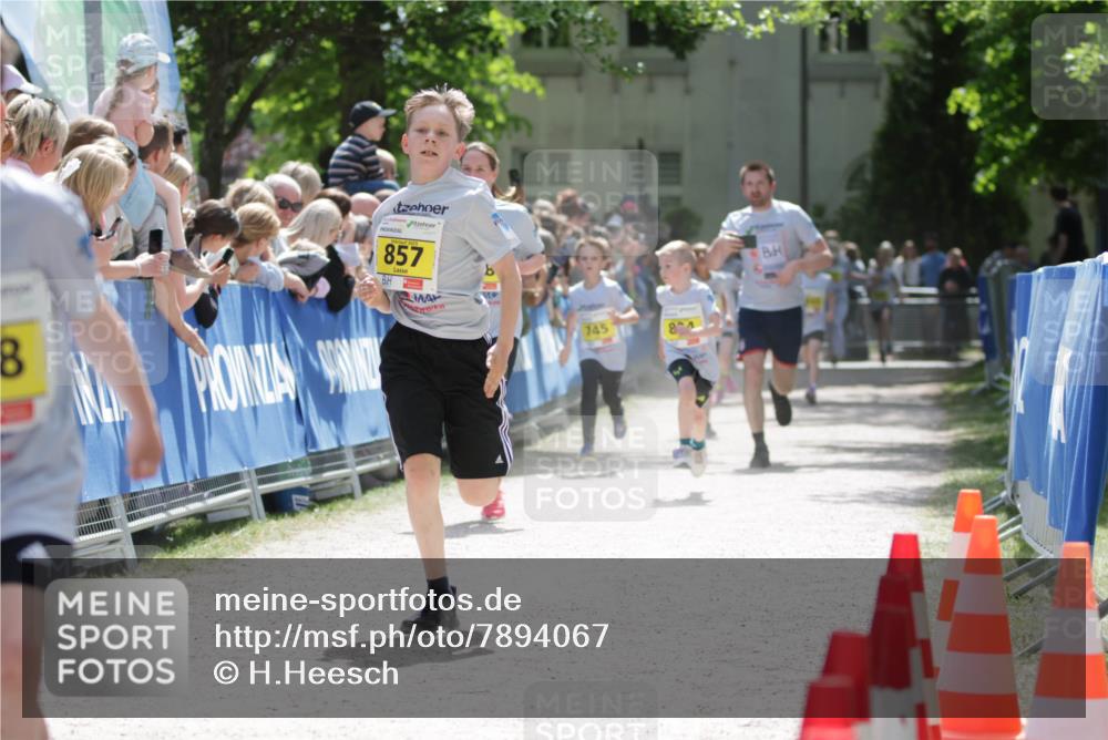 17.05.2025 - Störlauf H.Heesch http://msf.ph/oto/7894067 17.05.2025 14:11:53 Ziel 8, 857, 745 meine-sportfotos.de