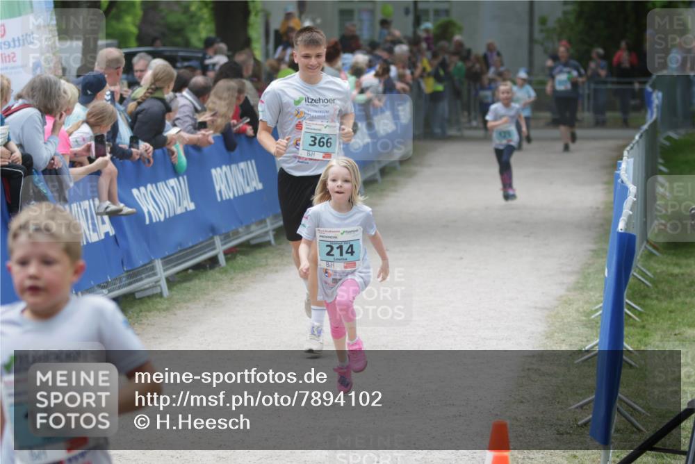 17.05.2025 - Störlauf H.Heesch http://msf.ph/oto/7894102 17.05.2025 13:45:49 Ziel 9, 12, 366, 15, 214 meine-sportfotos.de