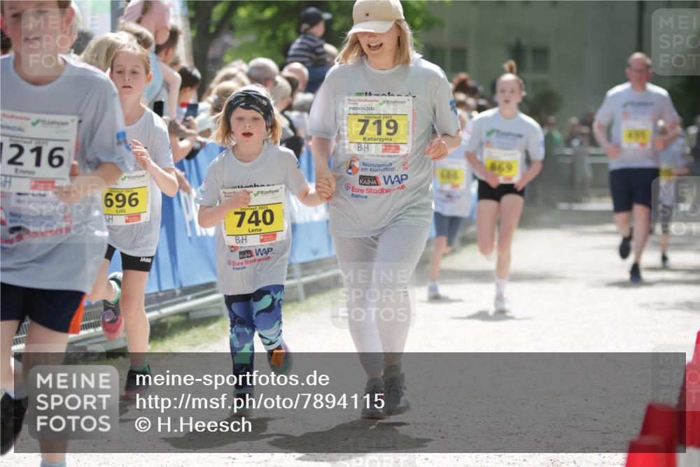 17.05.2025 - Störlauf H.Heesch http://msf.ph/oto/7894115 17.05.2025 14:12:03 Ziel 1216, 2025, 696, 2025, 740, 2025, 719, 869 meine-sportfotos.de