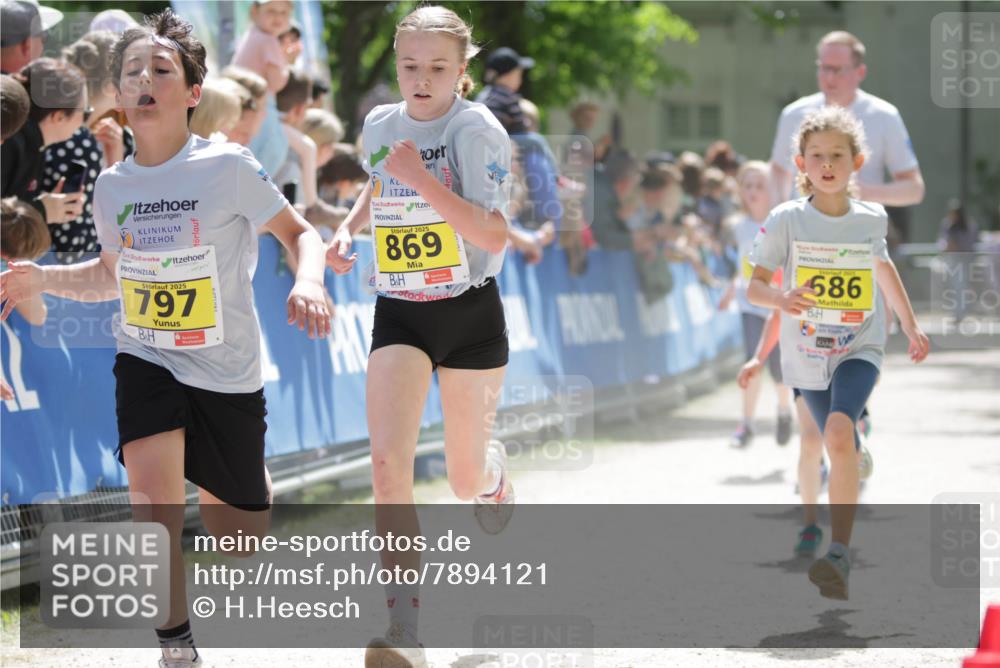 17.05.2025 - Störlauf H.Heesch http://msf.ph/oto/7894121 17.05.2025 14:12:05 Ziel 2025, 797, 2025, 869, 2025, 586 meine-sportfotos.de