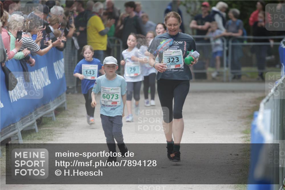 17.05.2025 - Störlauf H.Heesch http://msf.ph/oto/7894128 17.05.2025 13:45:54 Ziel 143, 6073, 79, 323 meine-sportfotos.de